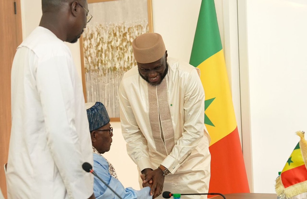 Assemblée nationale : L’appel du Khalife général de Léona Niassène, en faveur de la paix, de l’unité et de la cohésion nationale