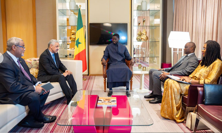 Photos/ 7ᵉ Sommet UA–UE à Luanda : le Président Bassirou Diomaye Diakhar Faye, a accordé une audience à Dr Sidi Ould Tah, Pdt de la BAD, cet après-midi Photos/ 7ᵉ Sommet UA–UE à Luanda : le Président Bassirou Diomaye Diakhar Faye, a accordé une audience à Dr Sidi Ould Tah, Pdt de la BAD, cet après-midi