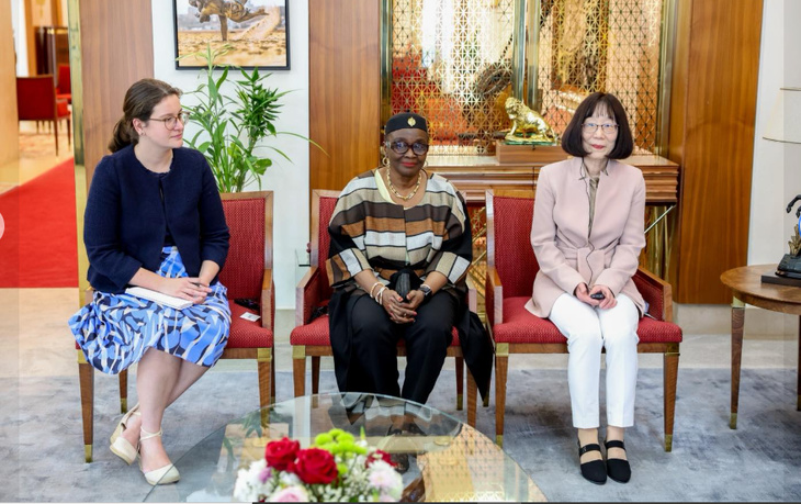 Photos : Le Président de la République a reçu en audience Mme Tomoko AKANE, Présidente de la CPI, ce jeudi