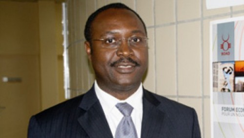 Albert Zeufack sur l'économie africaine : «Les villes peuvent stimuler la croissance économique et la productivité»