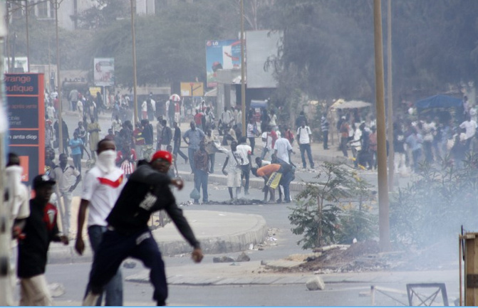 Réclamation de Bourses d’étudiants : Le FDR accuse le gouvernement de PASTEF d’incapable d'apporter une réponse à la hauteur de la situation