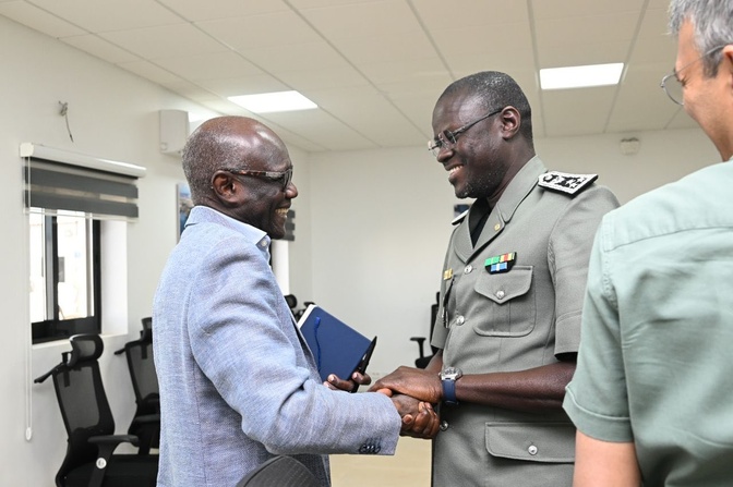 Le Directeur général des Douanes en visite sur le chantier du futur port de Ndayane