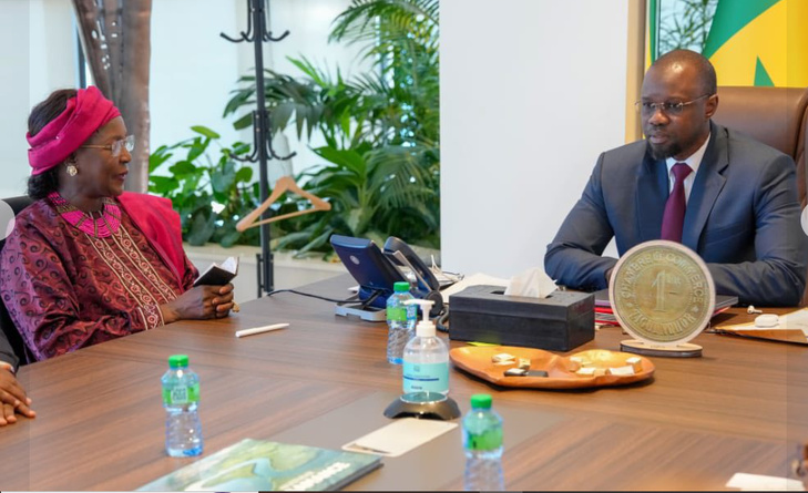Photos / Primature : Le Premier ministre Ousmane Sonko a reçu une délégation de la CNDH, ce lundi