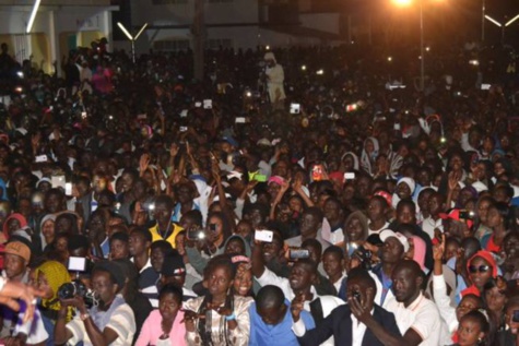 Vidéo: Revivez les temps forts du concert de Pape Diouf à la cité Aline Sitoé Diatta ex-Claudel