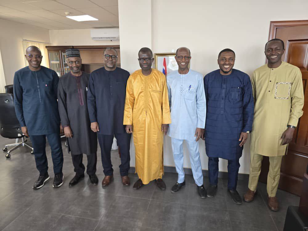 Coopération énergétique : Le DG de la Sénélec, Papa Toby Gaye, en visite officielle en Gambie