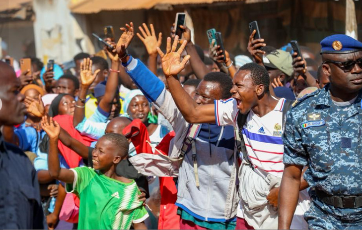 Photos : Le Président Bassirou Diomaye Faye a procédé au lancement officiel du projet d’aménagement et de bitumage de la route Sandiniéry – Tanaff