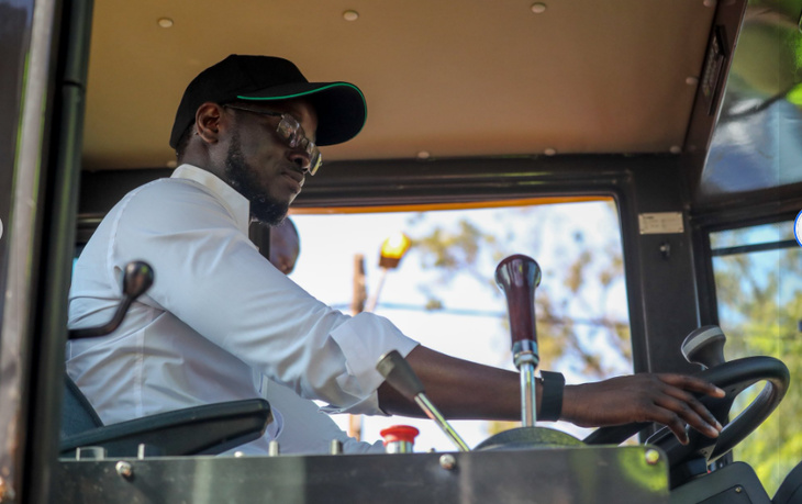 Photos : Le Président Bassirou Diomaye Faye a procédé au lancement officiel du projet d’aménagement et de bitumage de la route Sandiniéry – Tanaff