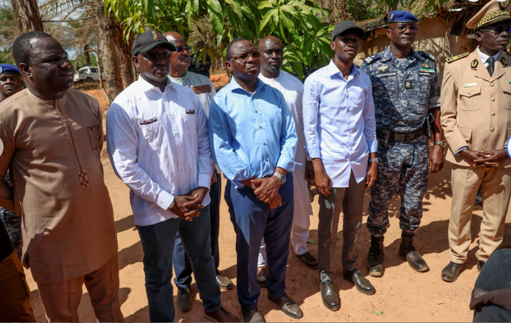 Photos : Le président de la République a effectué une visite à la Zone militaire N°5, marquant la deuxième étape de sa journée Photos : Le président de la République a effectué une visite à la Zone militaire N°5, marquant la deuxième étape de sa journée