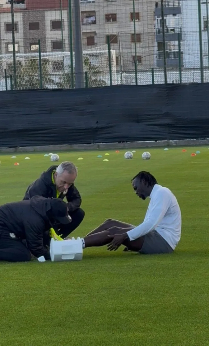 CAN 2025 : Chérif Ndiaye sort blessé à l’entraînement