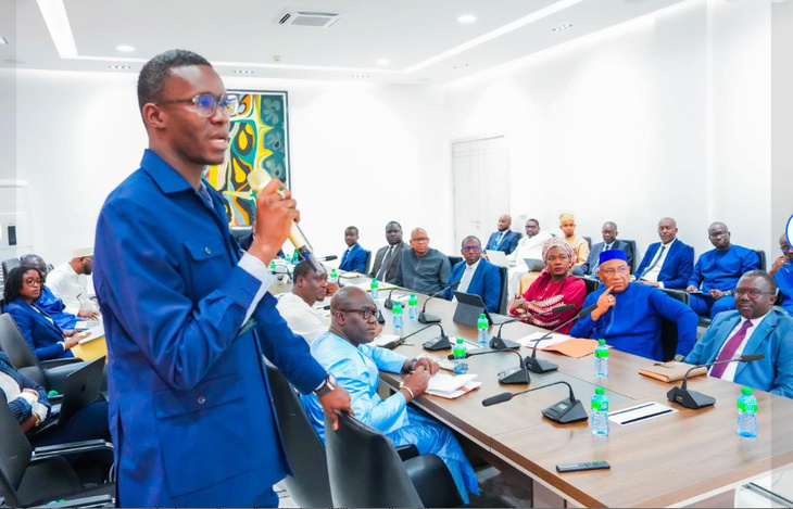 Photos / Finalisation des projets de réforme de la décentralisation et des pôles territoires : Le Premier ministre Ousmane Sonko a procédé à l'installation officielle du Comité de pilotage, ce mardi