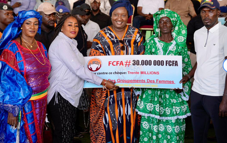 Photos / Commune de Passy : Le Premier ministre Ousmane SONKO a procédé à la pose de la première pierre du lycée moderne