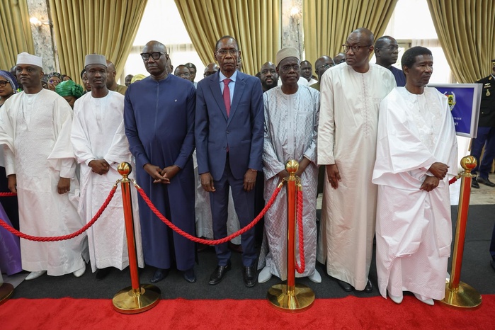 Nouvel an: le Président  Faye salue l’engagement des Corps constitués 