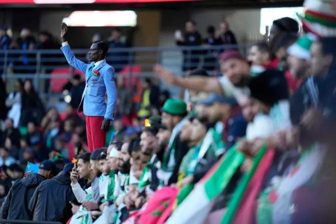 CAN 2025: Les larmes de Lumumba, emblématique supporter immobile après l’élimination de la RD Congo