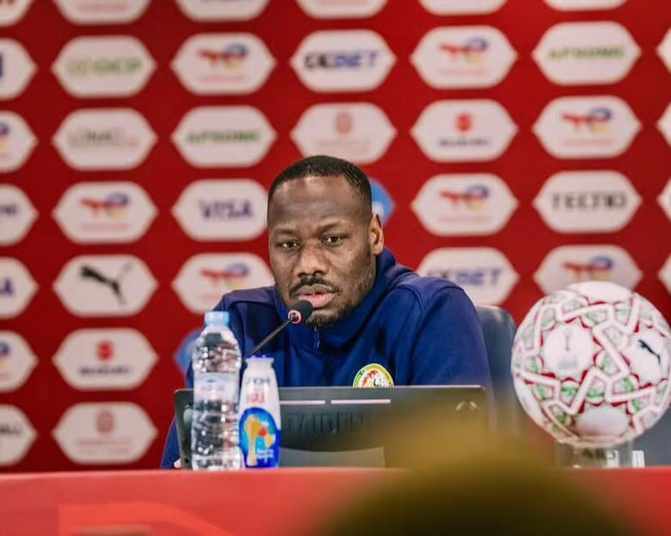 Pape Thiaw à Saintfiet : « C’est du football, pas une guerre »