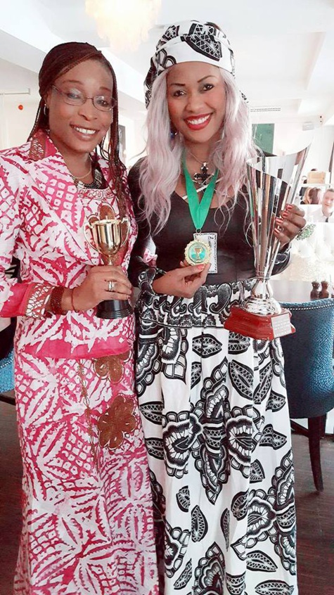 Photos-Gui-Gui toute heureuse après avoir reçu son trophée ''Lions of Africa'', à Oslo en Norvège