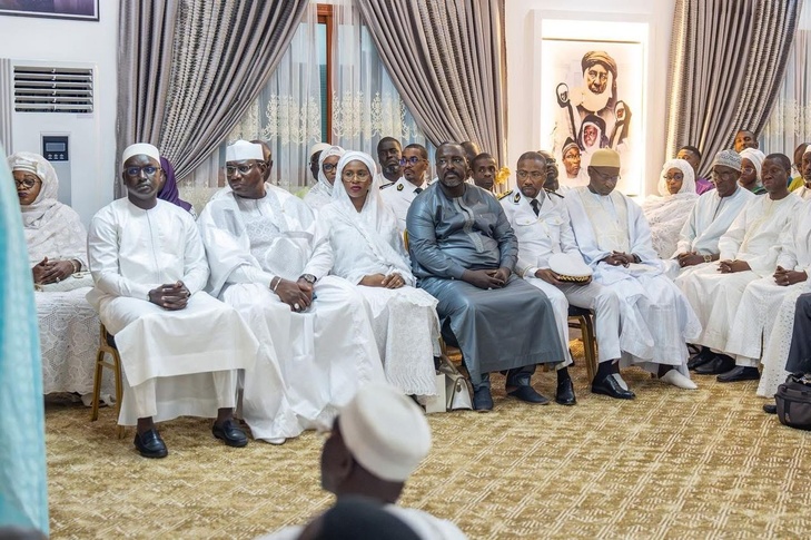 Photos / 146ᵉ édition de l’Appel des Layène : le Président de la République a effectué un déplacement à Cambérène Photos / 146ᵉ édition de l’Appel des Layène : le Président de la République a effectué un déplacement à Cambérène