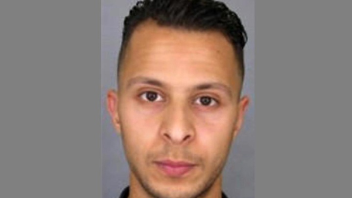 Attentats de Paris: Salah Abdeslam transféré en France