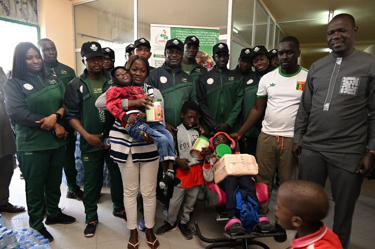 Photos / Journée internationale de la Douane, édition 2026 : l’Amicale des Inspecteurs et Officiers des Douanes ( AIOD) a procédé à une remise de dons au Centre Talibou Dabo et… Photos / Journée internationale de la Douane, édition 2026 : l’Amicale des Inspecteurs et Officiers des Douanes ( AIOD) a procédé à une remise de dons au Centre Talibou Dabo et…