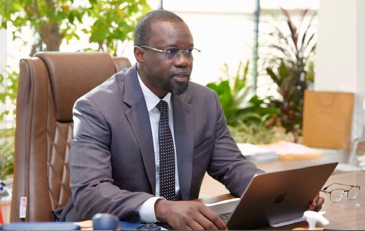 Photos : Le Premier ministre Ousmane Sonko a reçu l’Amicale des Greffiers du Sénégal, ce lundi