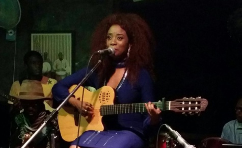 Photos- Une vague de prétendants s'offrent à Adiouza lors de sa soirée ce samedi, à la Villa Krystal