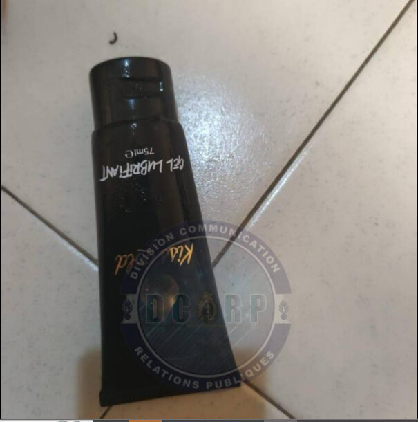 Affaire Pape Cheikh Diallo, Djiby Dramé et Cie : Des préservatifs et du lubrifiant saisis lors des perquisitions Affaire Pape Cheikh Diallo, Djiby Dramé et Cie : Des préservatifs et du lubrifiant saisis lors des perquisitions