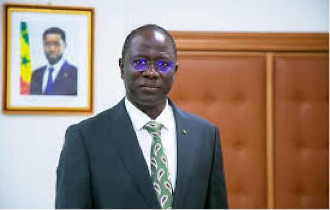 Daouda Ngom, ministre de l’Enseignement supérieur et de la Recherche  : « L'État ne doit rien aux étudiants »