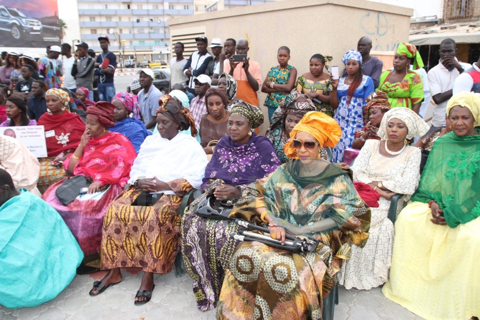 En images la cérémonie d'inauguration des cinq places publiques pavées et des deux écoles pour talibés de la Médina