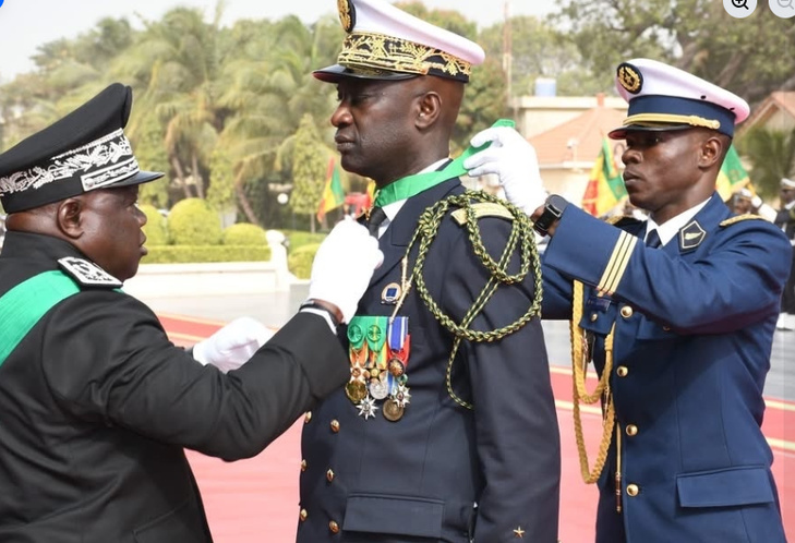 Le Vice-Amiral d’escadre Oumar Wade, officiellement installé dans ses fonctions de Chef d’état-major général des Armées (CEMGA)
