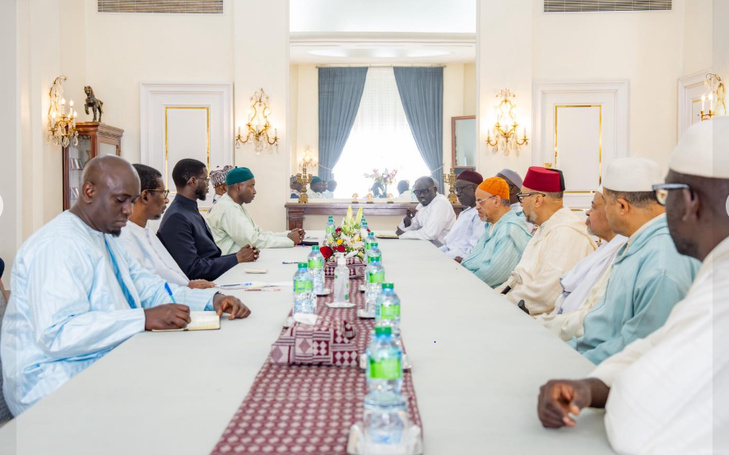 Photos / Audience : Le Président Bassirou Diomaye Faye a reçu une forte délégation chérifienne du Royaume du Maroc, ce mardi Photos / Audience : Le Président Bassirou Diomaye Faye a reçu une forte délégation chérifienne du Royaume du Maroc, ce mardi