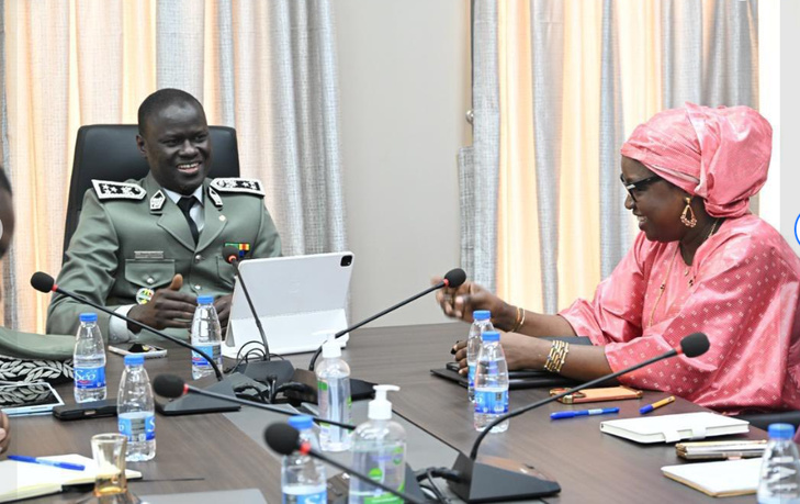 Photos / Organisation de la Conférence Ramadan 2026 : L’Amicale du Personnel féminin de la Douane reçue par le Directeur général Photos / Organisation de la Conférence Ramadan 2026 : L’Amicale du Personnel féminin de la Douane reçue par le Directeur général