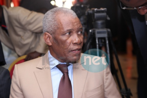 Sortie d'un livre sur Baba Maal : De hautes personnalités honorent l'artiste (images)