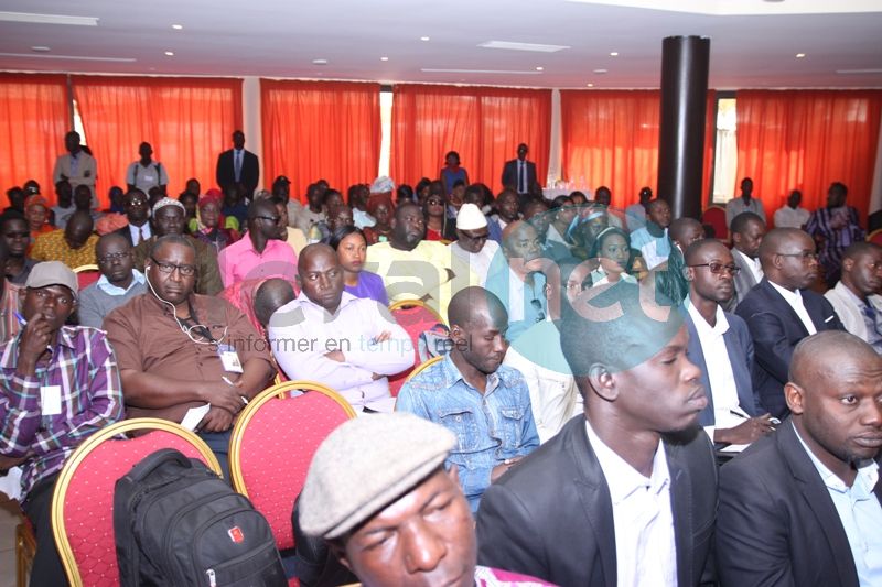 Images-Lancement du parti de Abdoul Mbaye "Act" : Notre parti sera différent des autres où il y a des politiciens professionnels" 