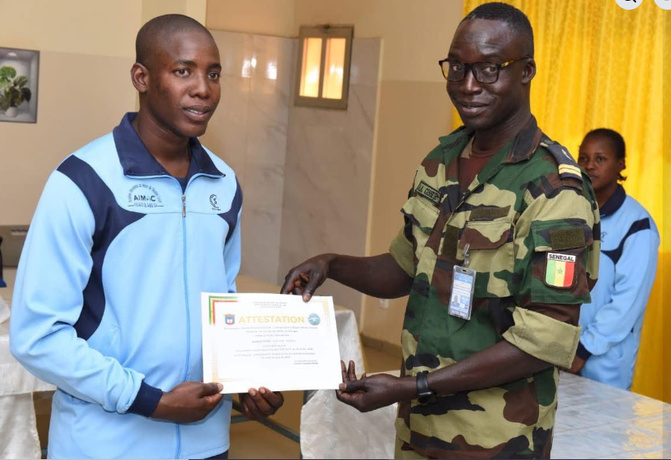 Dix-neuf stagiaires pompiers, dont trois femmes, ont bouclé avec succès la première phase de leur formation