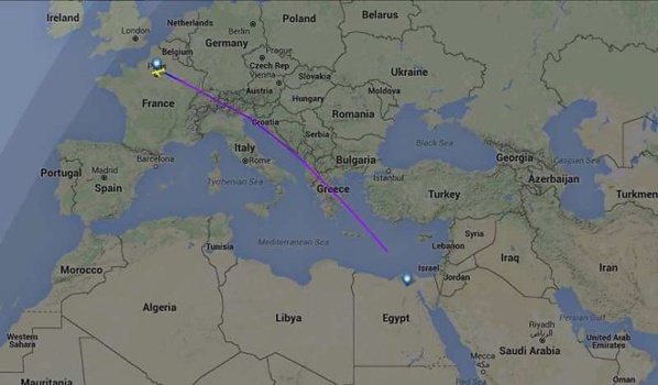 Urgent: Un vol EgyptAir Paris-Le Caire disparaît avec 66 personnes...