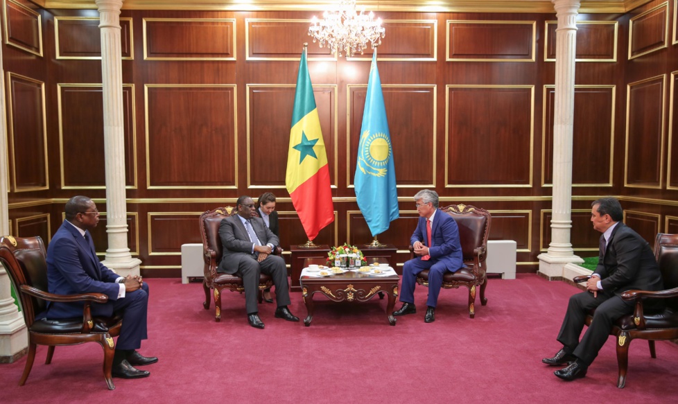 Les images de l'arrivée du Président Macky Sall et du ministre des Sports au Kazakhstan