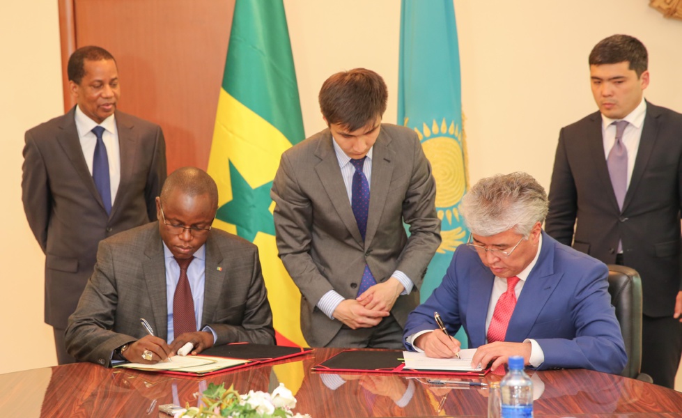 Les images de l'arrivée du Président Macky Sall et du ministre des Sports au Kazakhstan