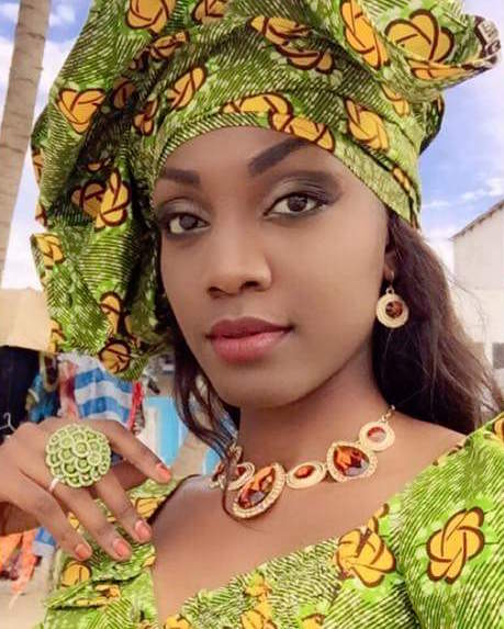Maman, la fille de Jimmy Mbaye, future star de la série « le Ramadan de Ngagne »