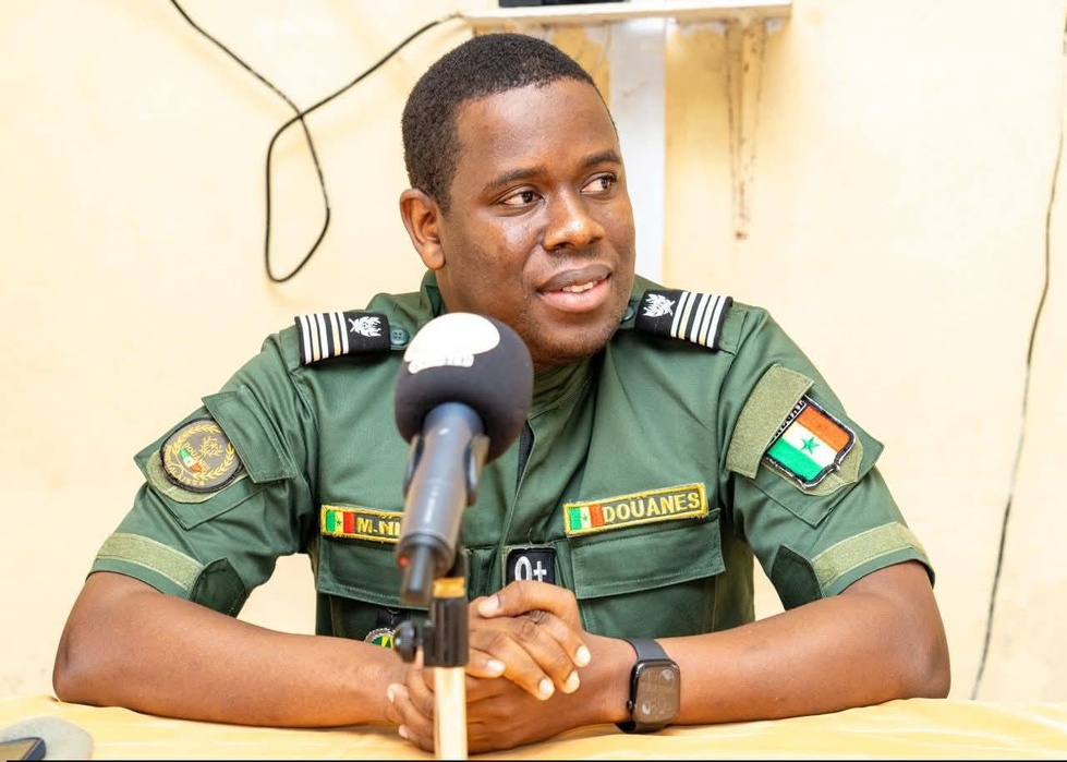 𝗗𝗼𝘂𝗮𝗻𝗲 - 𝗣𝗼𝗽𝘂𝗹𝗮𝘁𝗶𝗼𝗻𝘀: 𝗟𝗮 𝗗𝗶𝗿𝗲𝗰𝘁𝗶𝗼𝗻 𝗴é𝗻é𝗿𝗮𝗹𝗲 𝗱𝗲𝘀 𝗗𝗼𝘂𝗮𝗻𝗲𝘀 𝗮𝘂 𝗰𝗵𝗲𝘃𝗲𝘁 𝗱𝘂 𝗣𝗲𝘁𝗶𝘁 𝗦é𝗺𝗶𝗻𝗮𝗶𝗿𝗲 𝗱𝗲 𝗡𝗴𝗮𝘇𝗼𝗯𝗶𝗹