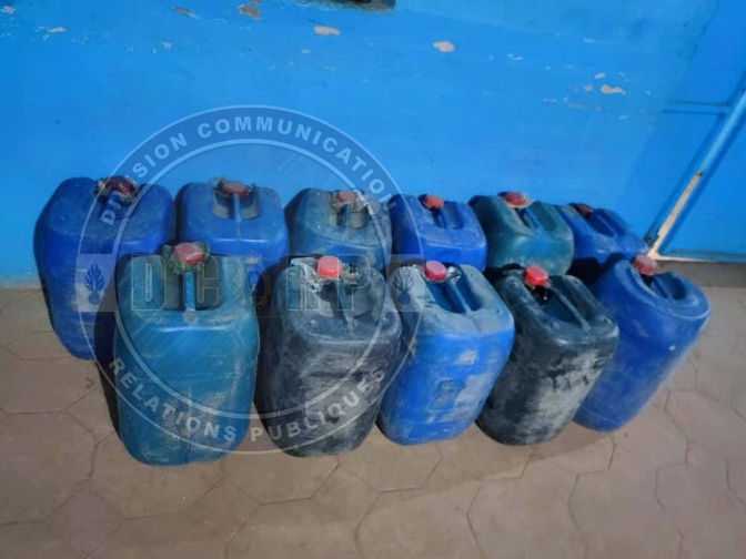 Médina Yoro Foulah : 330 litres d’essence saisis par la gendarmerie, un suspect en fuite