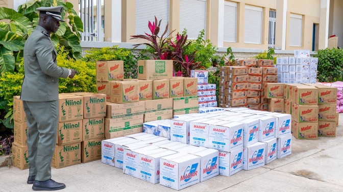 Douanes–Populations : l’Administration des Douanes en visite sociale à la Pouponnière de la Médina