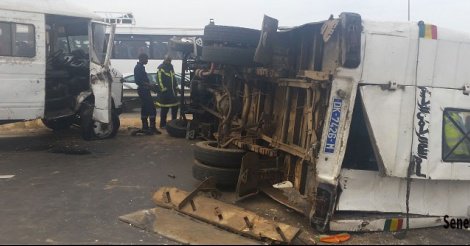 Les images de l’accident tragique qui a fait 2 morts et 30 blessés