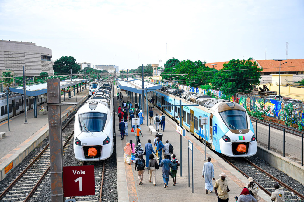 Grève des transporteurs : le TER renforcé pour maintenir la mobilité à Dakar