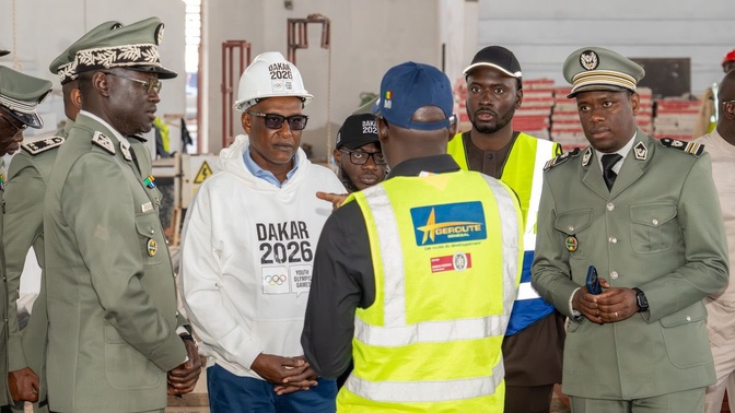 Préparatifs des JOJ 2026 : le Directeur général des Douanes inspecte le stade Iba Mar DIOP