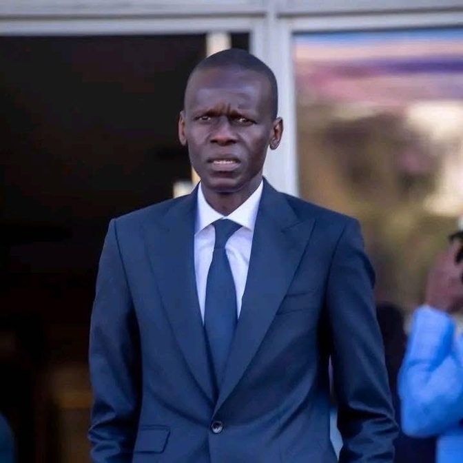 Waly Diouf Bodiang charge Aïssata Tall Sall et défend la gestion du gouvernement