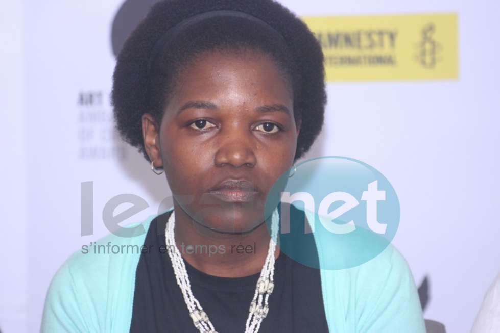 En images la conférence de presse de "Y en a marre" avec Angélique Kidjo et Amnesty international
