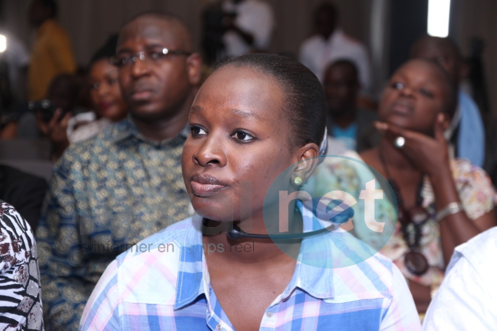 En images la conférence de presse de "Y en a marre" avec Angélique Kidjo et Amnesty international