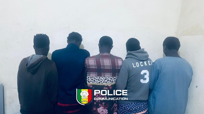 Interpellations à Yeumbeul Sud : une enquête pour actes contre-nature et mise en danger de la vie d’autrui