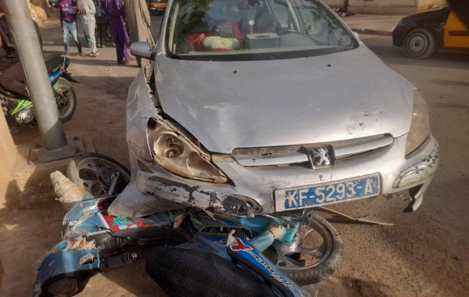 Thiès : un violent choc entre un “clando” et une moto fait une blessée grave