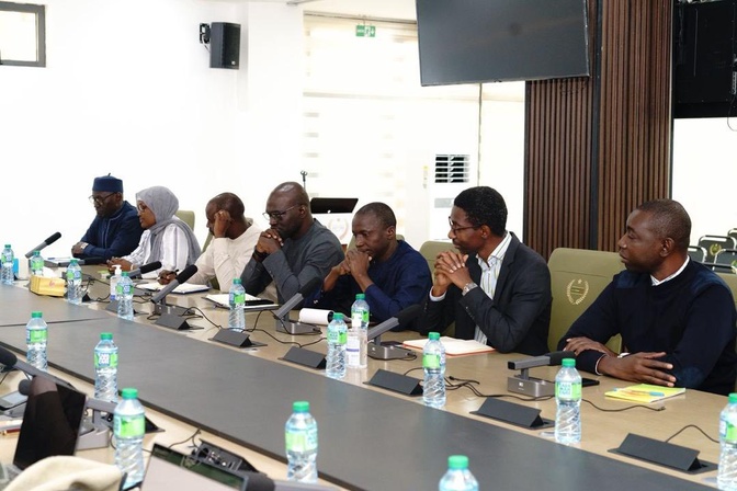 Sécurité et Économie : Les auditeurs du CHEDS en immersion à la Direction Générale des Douanes