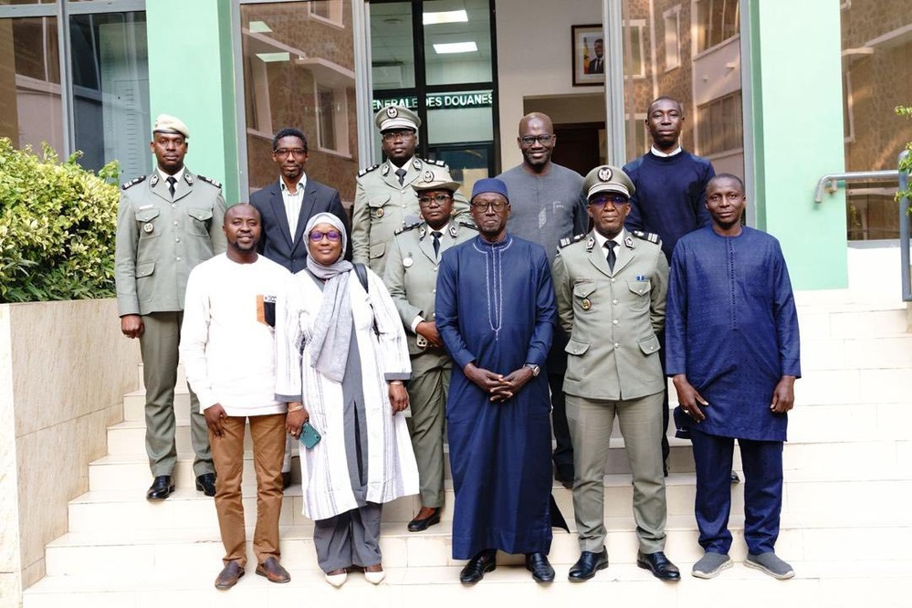 Sécurité et Économie : Les auditeurs du CHEDS en immersion à la Direction Générale des Douanes